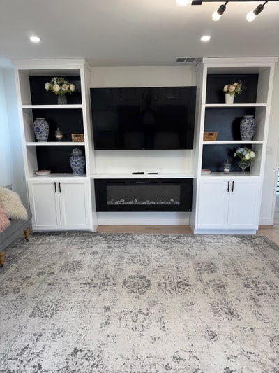 Master bedroom with en-suite bathroom  Main Photo