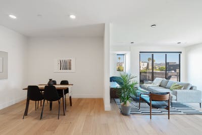 Private Bedroom and Bathroom in a Shared Townhome. Main Photo