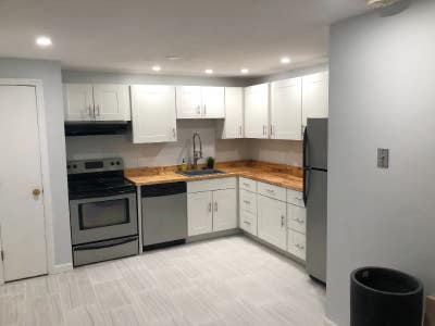 Shared Renting a Newly Renovated One Bedroom  Main Photo