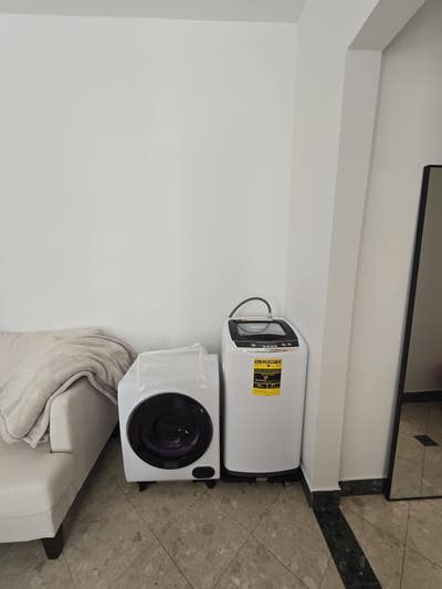 Spacious 1bd Midtown Manhattan apartment available Main Photo