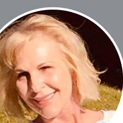 Responsible and very respectful of others space Main Photo