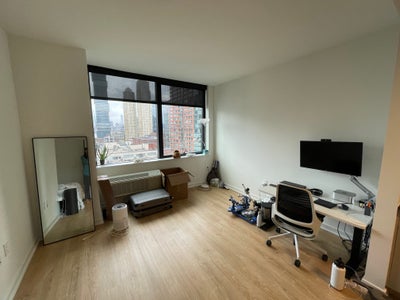 Lease takeover Grove street Jersey City Main Photo