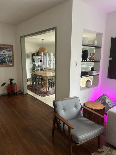 Room for rent in Venice beach (includes garage) Main Photo