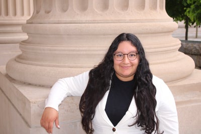 Professional (F23) Looking for Room Under $1300 Main Photo