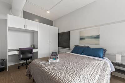  FemaleFocused CoLiving  ‍🦰 Private Rooms  Clean  Main Photo