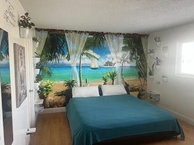 Master Bedroom w/ Private Bath & All Utilities Main Photo