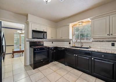 Double Room with Separate Bathroom Main Photo