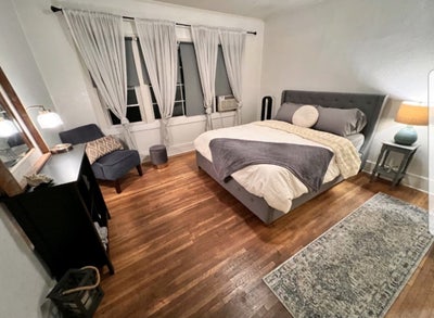 Large room with small attached bath Main Photo