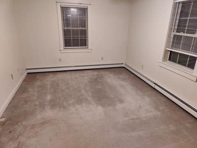 Room available in 2 BR apartment Main Photo