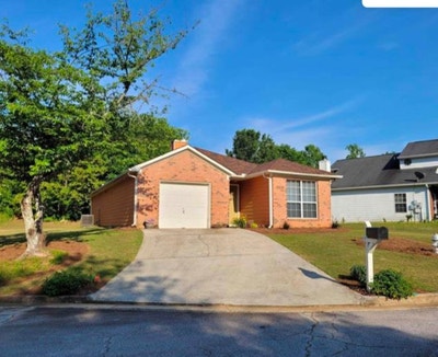 Excellent pad in Stonecrest Main Photo