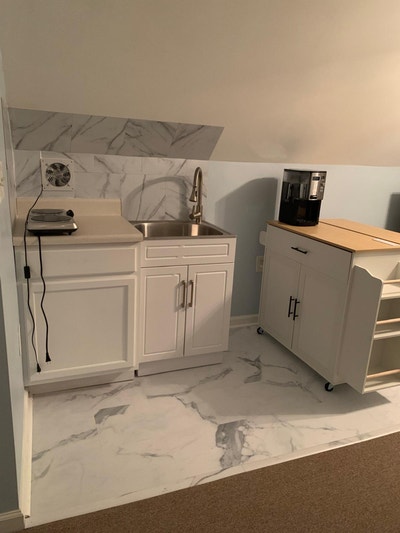 Duplicate of Hybrid Studioprivate entrancefully fu Main Photo