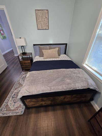  Rooms with Private Bath — Extra comfort & privacy Main Photo