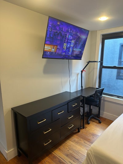 Prime Williamsburg Sublease -Furnished W/D in-Unit Main Photo