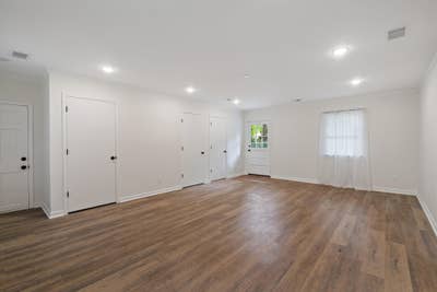 $ Bedrooms for Rent (Newly Renovated) Main Photo