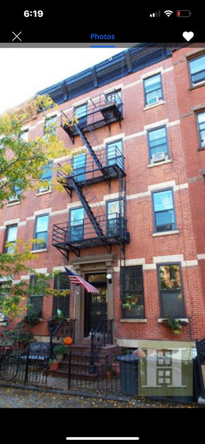 Lovely Carroll Gardens Share Main Photo