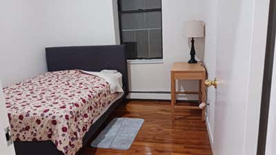 1 fully furnished bedroom available  Main Photo