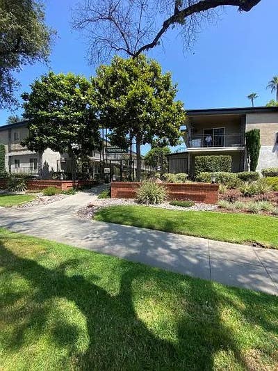 Beautufil 1 Bedroom 1 Bath Apartment for Rent_ Se Main Photo