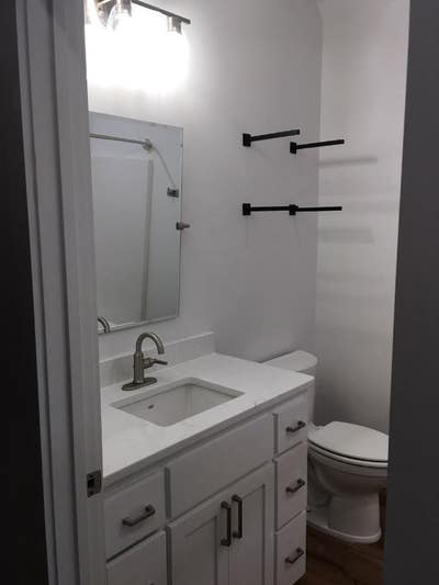 1 Bedroom Loft Apartment 3 Blocks from SLU Main Photo