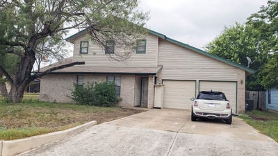 Newlyrenovated, comfy, affordable & accessible San Main Photo