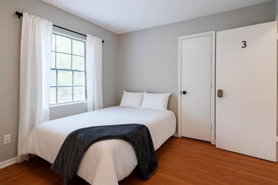  Peaceful Lithonia Co‑Living Home | Fully Furnishe Main Photo