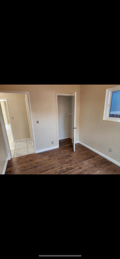 Close to Cerritos College  Main Photo