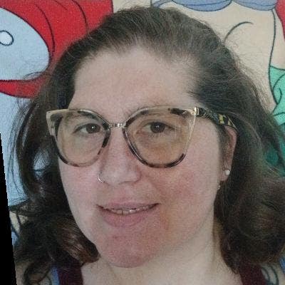 34 single woman with a traumatic. brain injury  Main Photo