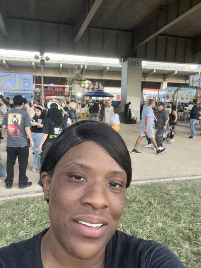 Room wanted in Dallas Main Photo