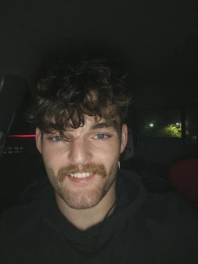 Room wanted in Puyallup, WA Main Photo