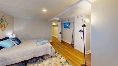 Newlyrenovated & beautiful Baltimore Townhouse wit Main Photo