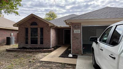 Spacious master bedroom with a private bathroom Main Photo