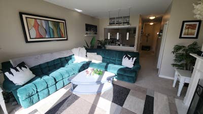 Two Floor Townhouse Main Photo