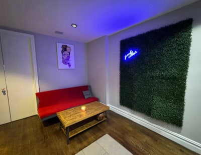 Furnished private room Main Photo