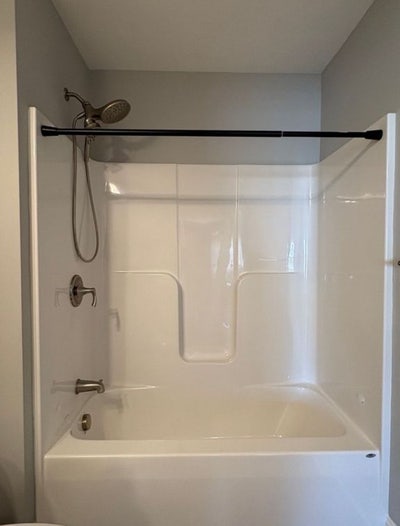 Seeking female roommate Main Photo