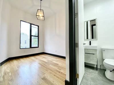 4 bed 4 bath Bushwick Apt Main Photo