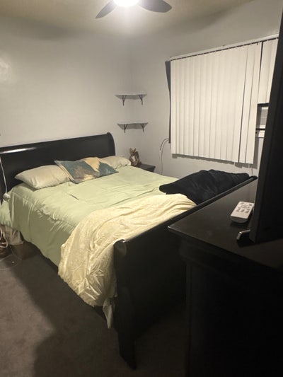 Room for Rent Main Photo