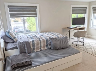 *Must See* Bright & Cozy Room in a Large Pasadena Main Photo