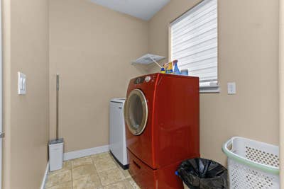 Spacious Home in NW Portland [Bethany] Near Walkin Main Photo