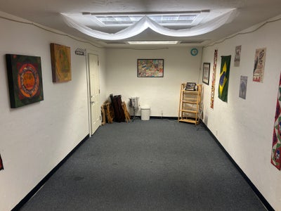 Professional Studio for Rent Main Photo