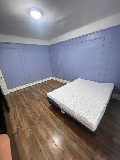 Se alquila habitación ideal para vivir  Main Photo