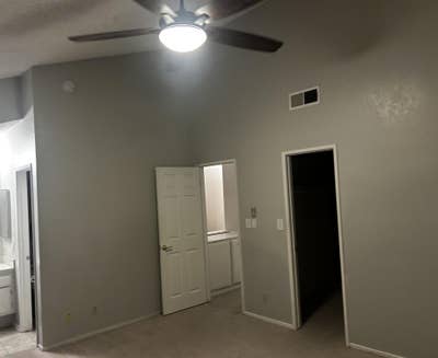 Seeking Lease Takeover West Pasadena  Main Photo