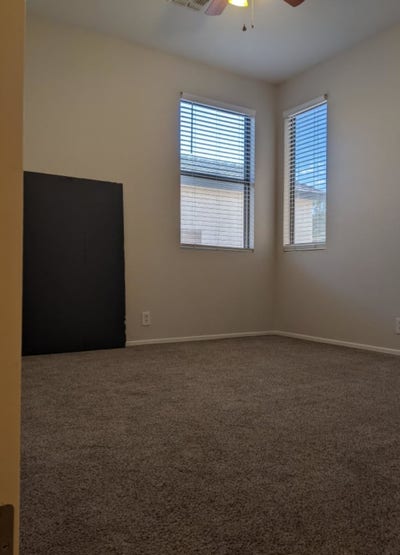 Room in House, Gilbert & Chandler Main Photo