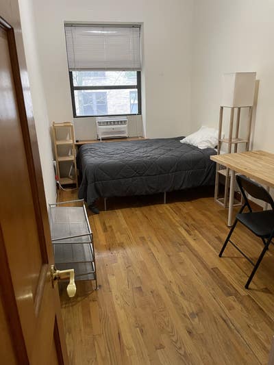 Large Furnished Bedroom on Central Park West Main Photo