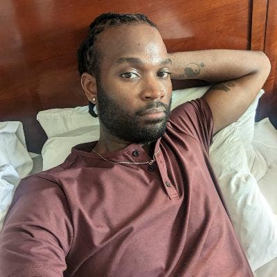 39M, $1500 Budget, Moving 2/2/2026, Prefers Males Main Photo