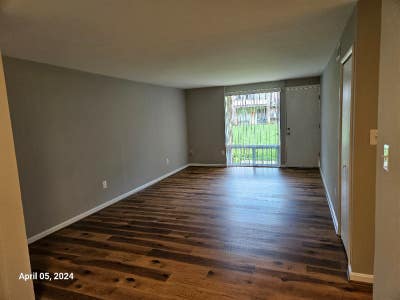 522 Wilson Bridge Drive__Renovated garden_level 1  Main Photo