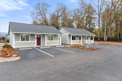 Yaro Lane Townhomes 1 bedbath ADU Main Photo