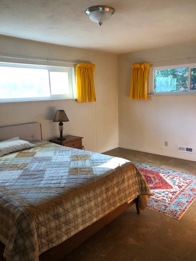 Single Room in 2 bed house in San Mateo Main Photo