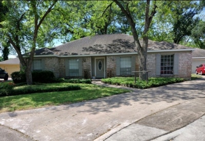 Private Bdroom/House Share  Main Photo