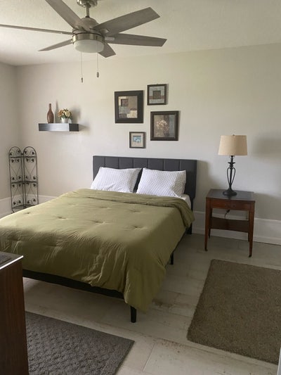 Lg Furnished Room , Walk in Close N Attached Bath  Main Photo