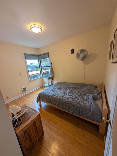 Beautiful yellow house  Main Photo