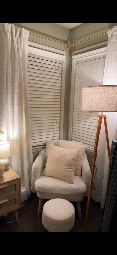 Renting room out in large updated home   Main Photo